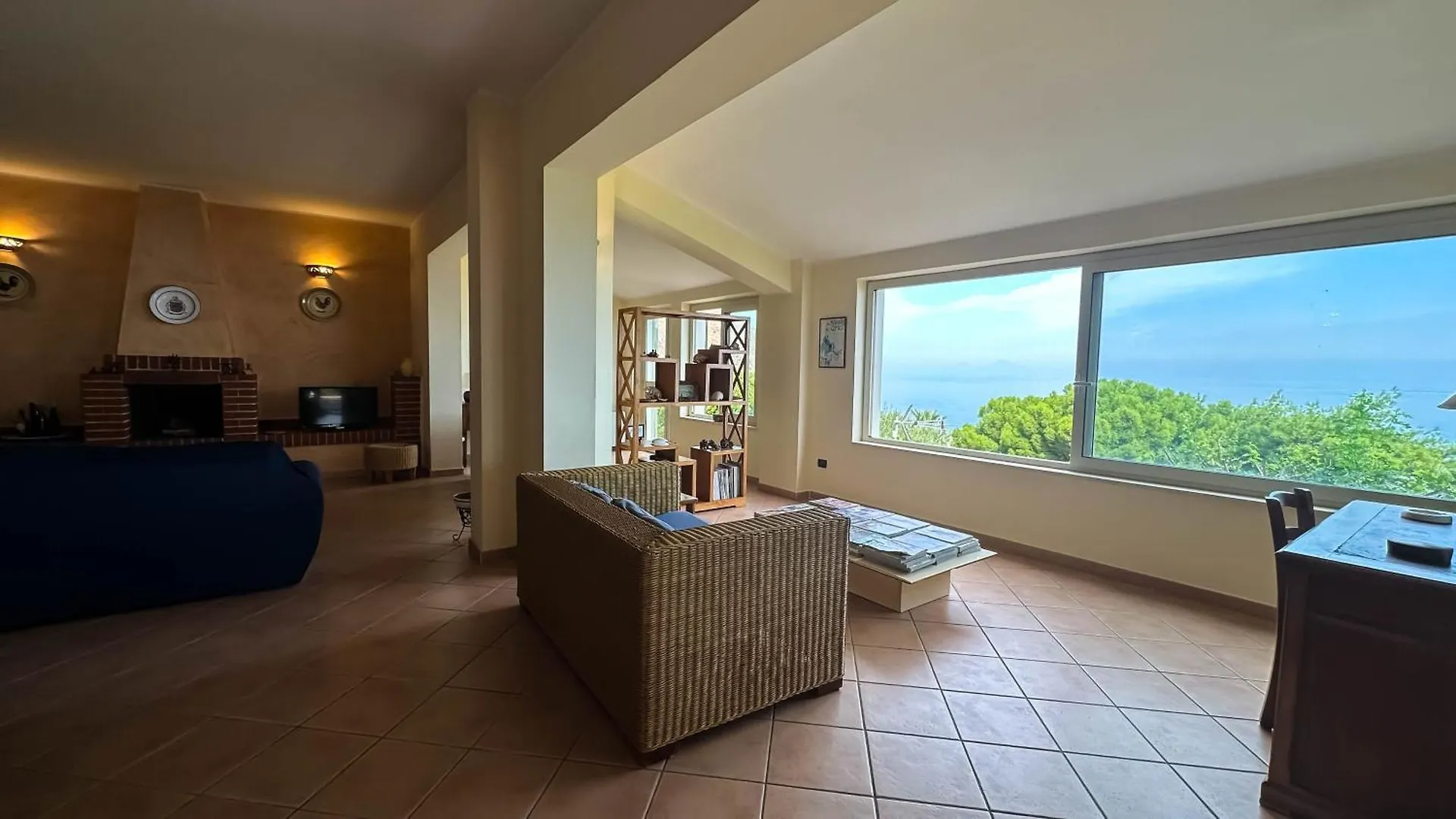 Villa Fortunato Gioiosa Marea Italy